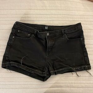 Gap 3” Black Jean Short